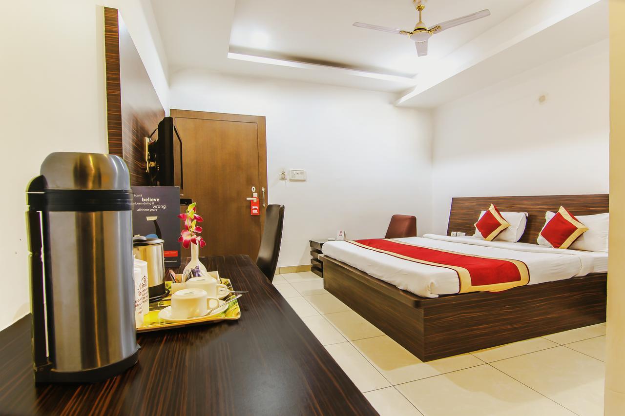 Oyo 6804 Hotel Buddha Residency Lucknow Buitenkant foto