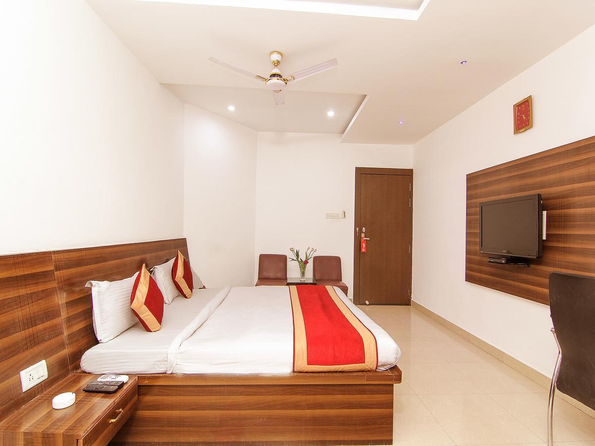 Oyo 6804 Hotel Buddha Residency Lucknow Buitenkant foto